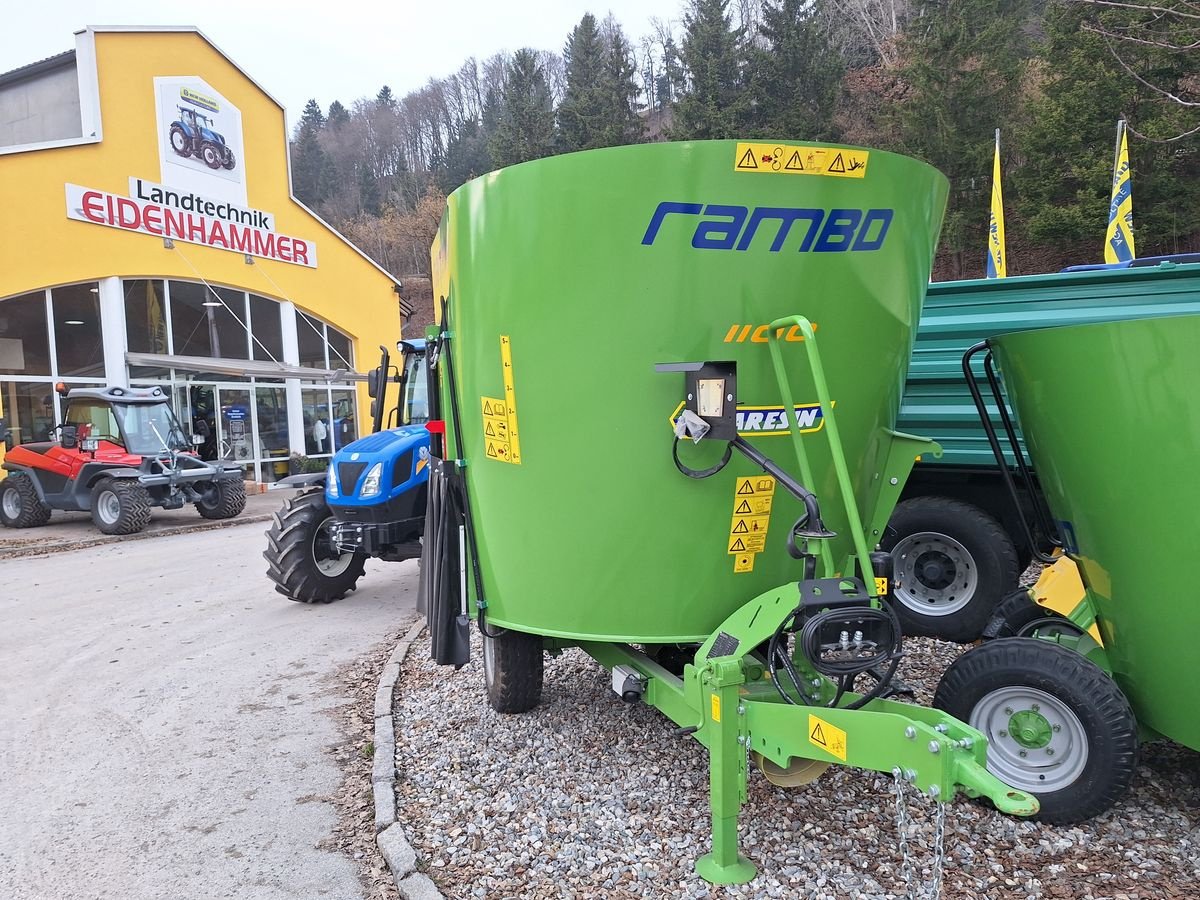 Futtermischwagen Türe ait Faresin Rambo 1100 Vertikalmischwagen, Neumaschine içinde Burgkirchen (resim 4)