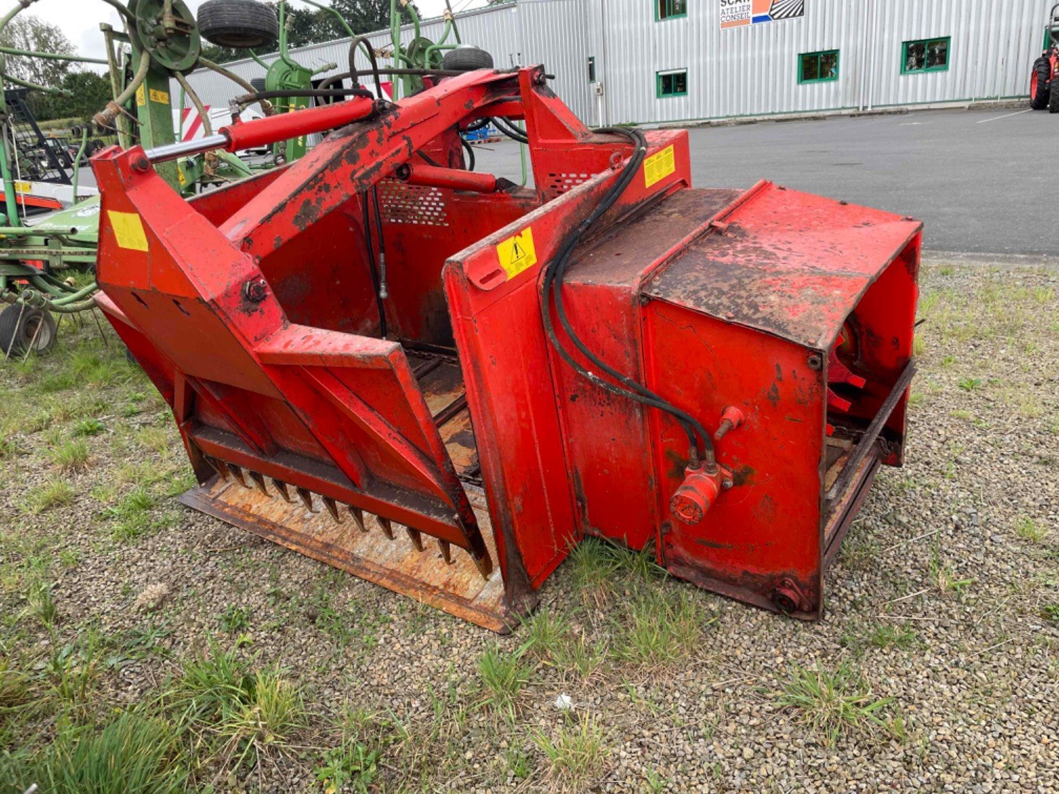 Futtermischwagen от тип Jeantil Désileuse D1650 . Jeantil, Gebrauchtmaschine в SAINT CLAIR SUR ELLE (Снимка 2)