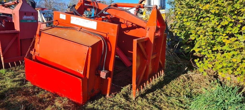 Futtermischwagen tip Jeantil D1650, Gebrauchtmaschine in ST MARTIN EN HAUT (Poză 2)