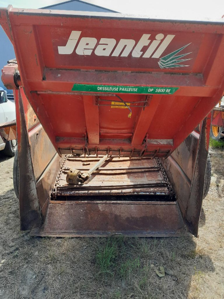 Futtermischwagen tip Jeantil DP 5800 RE, Gebrauchtmaschine in LE PALLET (Poză 7)