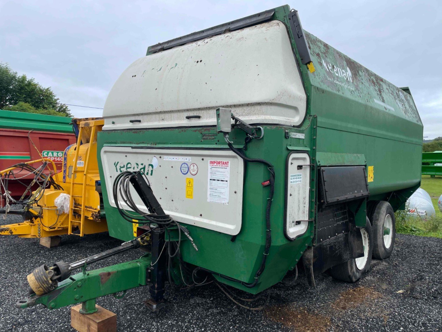 Futtermischwagen tipa Keenan Mélangeuse MECAFIBRE 400 Keenan, Gebrauchtmaschine u LA SOUTERRAINE (Slika 1)