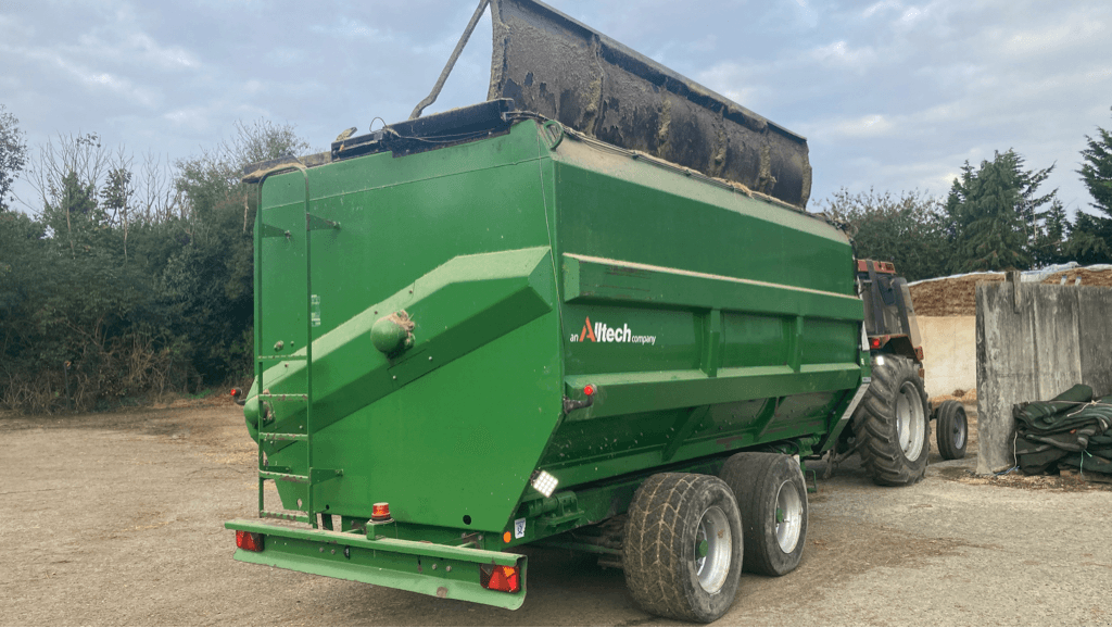 Futtermischwagen del tipo Keenan MECAFIBRE 360, Gebrauchtmaschine en TREMEUR (Imagen 4)