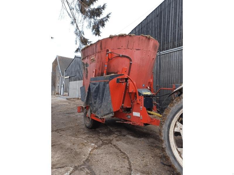 Futtermischwagen des Typs Kuhn 1070, Gebrauchtmaschine in Wargnies Le Grand (Bild 2)