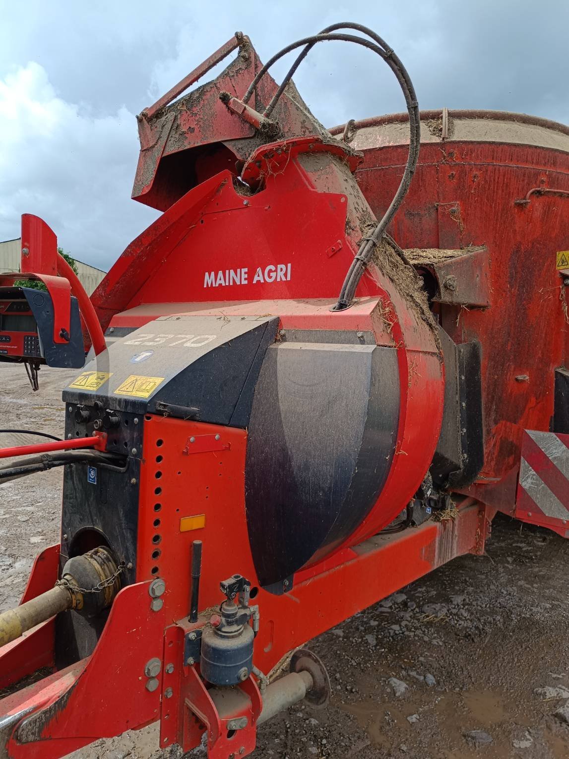 Futtermischwagen del tipo Kuhn 2370, Gebrauchtmaschine en Noyen sur Sarthe (Imagen 9)