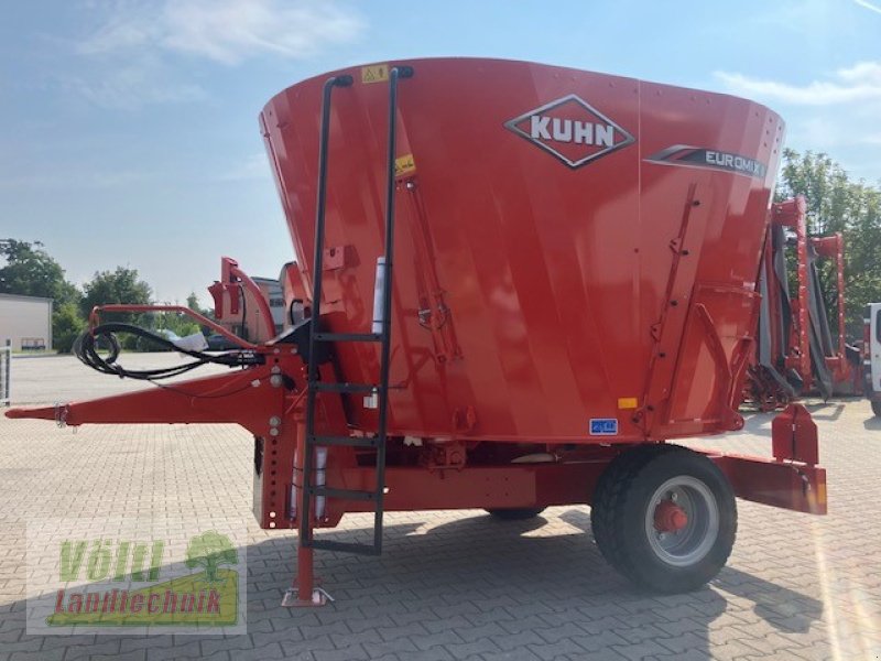 Futtermischwagen Türe ait Kuhn 870 Euromix, Neumaschine içinde Hutthurm bei Passau (resim 2)