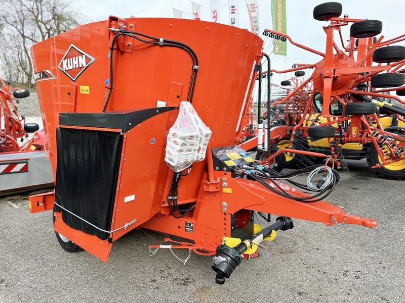 Futtermischwagen Türe ait Kuhn Euromix I 870 Futtermischwagen, Neumaschine içinde St. Marienkirchen (resim 2)