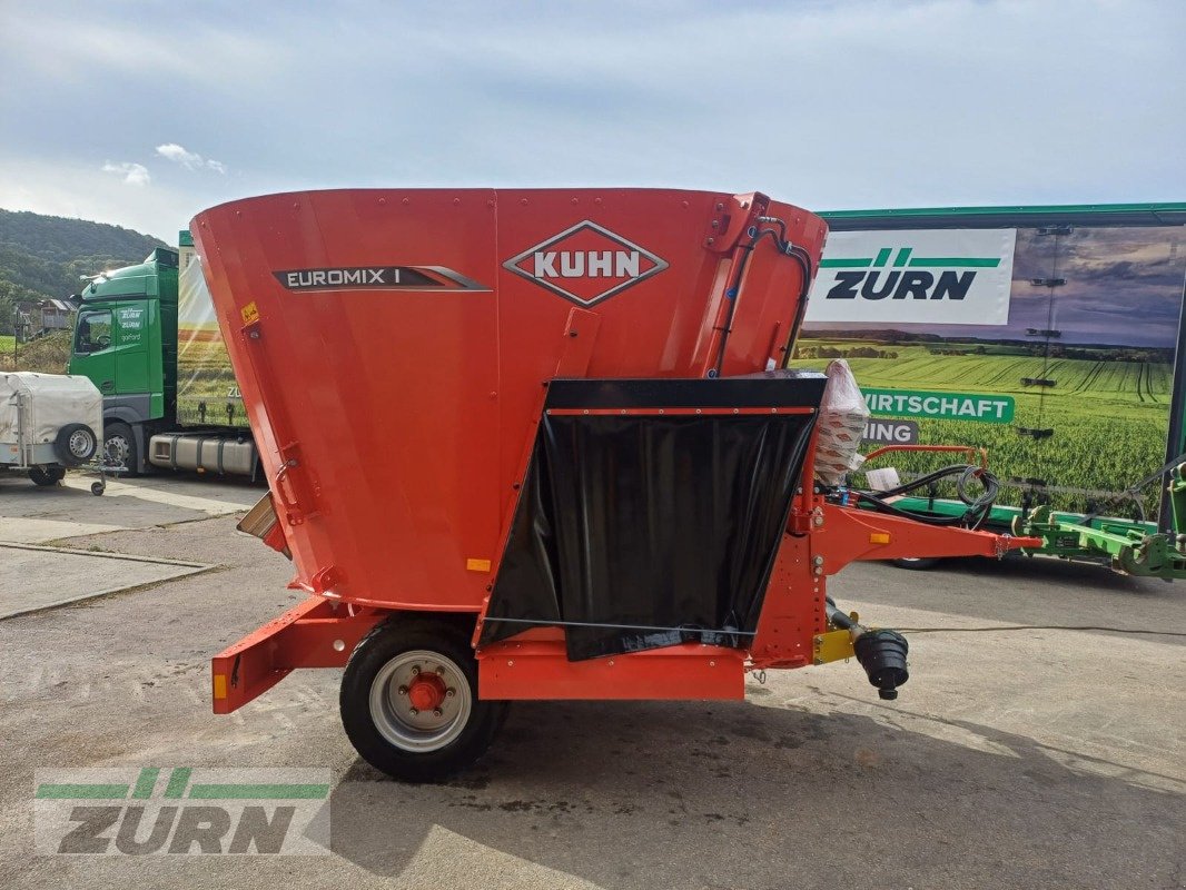 Futtermischwagen van het type Kuhn Euromix I 870, Neumaschine in Aalen-Attenhofen (Foto 1)