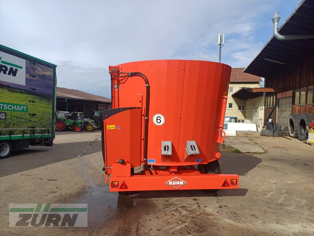 Futtermischwagen van het type Kuhn Euromix I 870, Neumaschine in Aalen-Attenhofen (Foto 5)