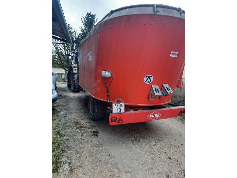 Futtermischwagen tip Kuhn EUROMIX, Gebrauchtmaschine in CHAUMONT (Poză 2)