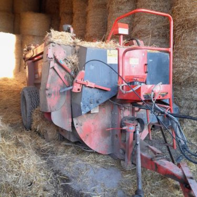 Futtermischwagen del tipo Kuhn PAILLEUSE ALTOR 4560, Gebrauchtmaschine en Belleville sur Meuse (Imagen 1)