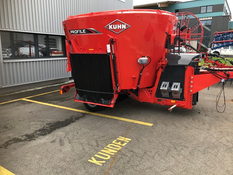 Futtermischwagen van het type Kuhn Profile 10.1 DL, Neumaschine in Henau (Foto 2)