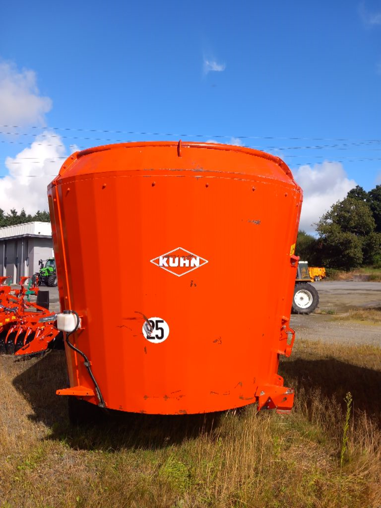 Futtermischwagen a típus Kuhn Profile 1680, Gebrauchtmaschine ekkor: BRECE (Kép 4)