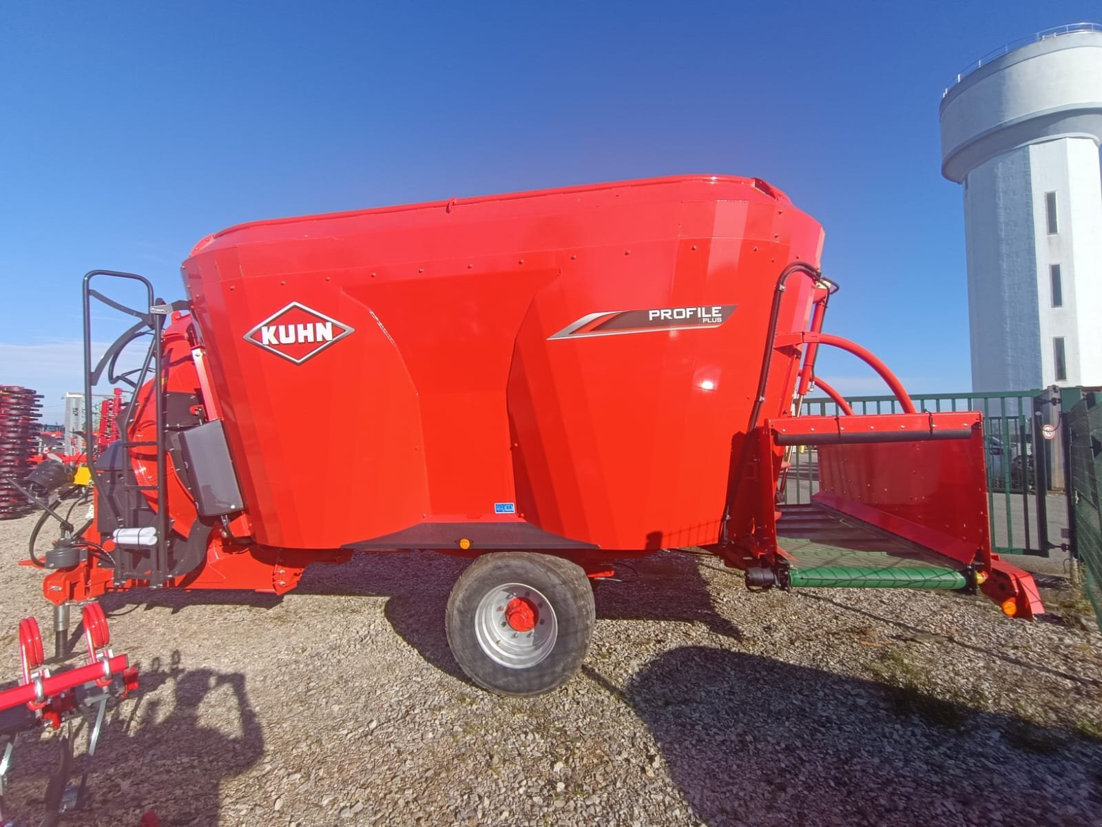 Futtermischwagen van het type Kuhn PROFILE PLUS 18.2 CS, Gebrauchtmaschine in Le Horps (Foto 3)