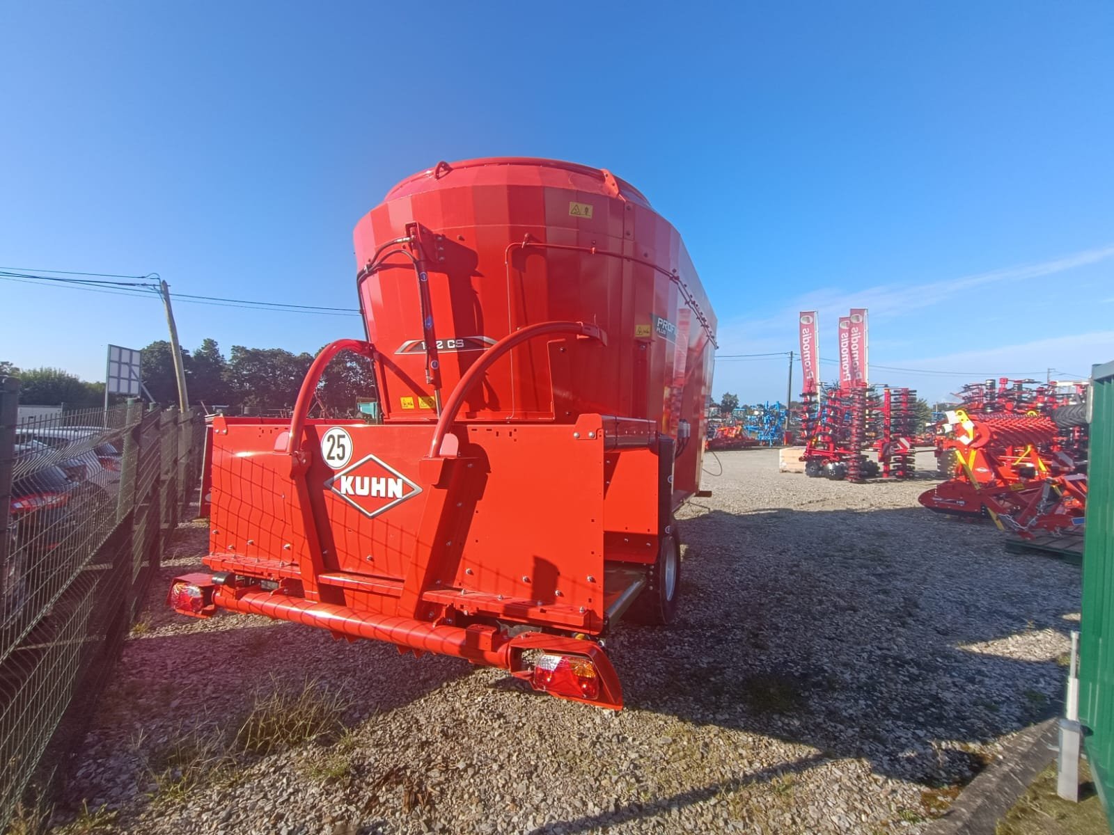 Futtermischwagen van het type Kuhn PROFILE PLUS 18.2 CS, Gebrauchtmaschine in Le Horps (Foto 4)