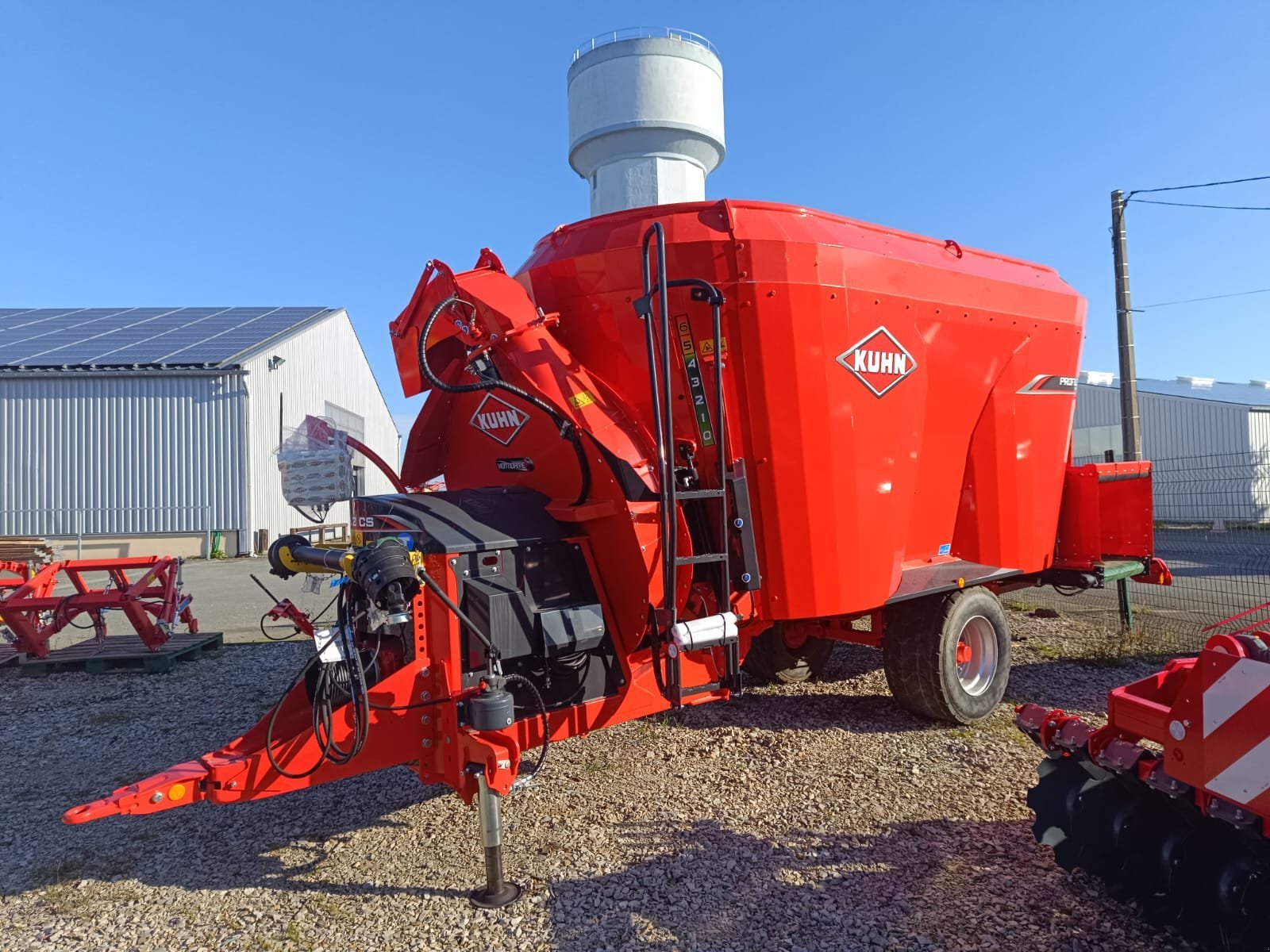 Futtermischwagen van het type Kuhn PROFILE PLUS 18.2 CS, Gebrauchtmaschine in Le Horps (Foto 1)