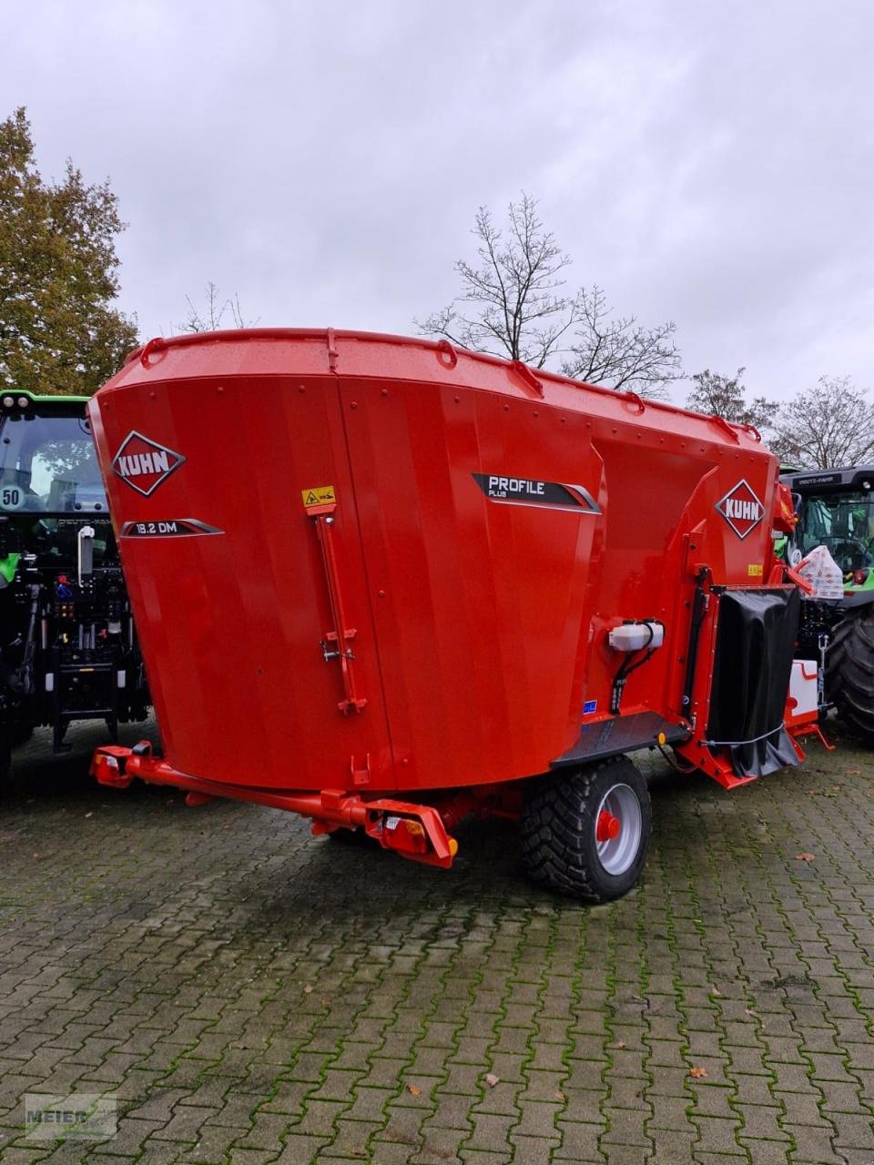 Futtermischwagen Türe ait Kuhn Profile Plus 18.2 DM, Neumaschine içinde Delbrück (resim 6)