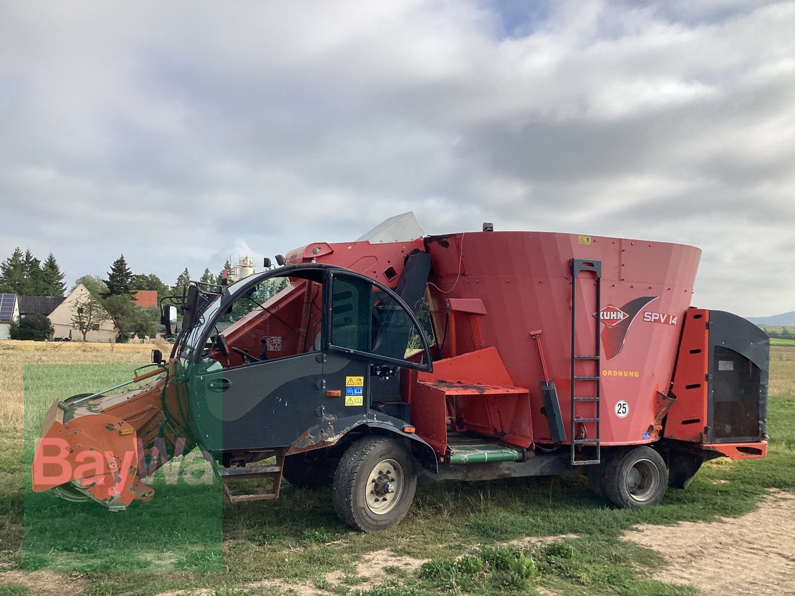 Futtermischwagen del tipo Kuhn SPV 14 Selbstfahrfuttermischwagen, Gebrauchtmaschine en Dinkelsbühl (Imagen 1)