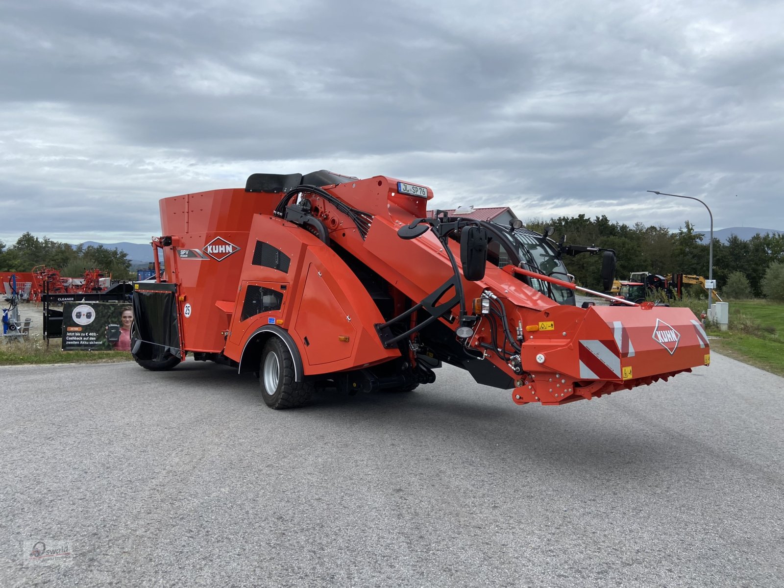 Futtermischwagen του τύπου Kuhn SPV 14, Neumaschine σε Iggensbach (Φωτογραφία 3)