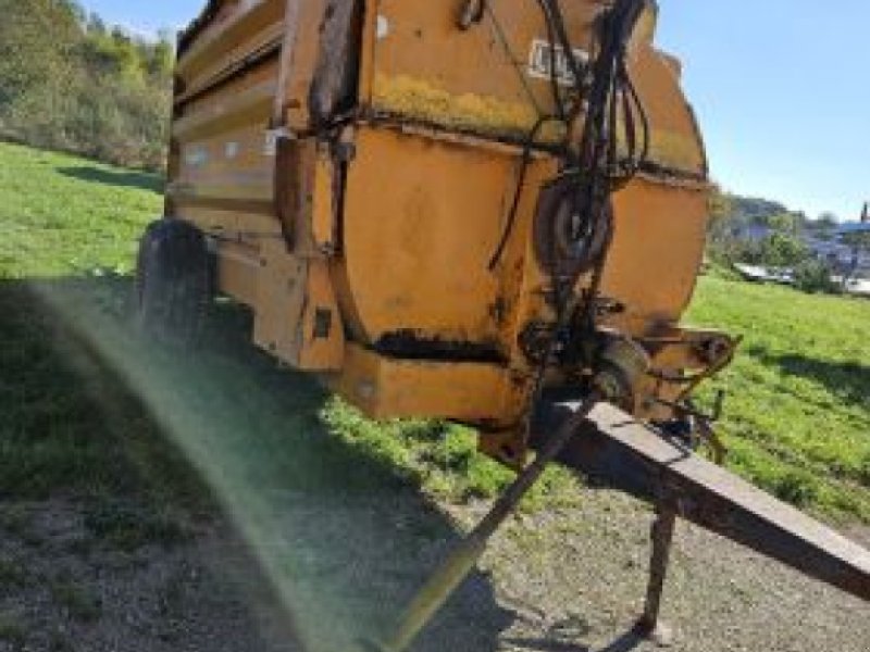 Futtermischwagen del tipo Lucas POLIPAILLE, Gebrauchtmaschine In Belleville sur Meuse (Immagine 1)