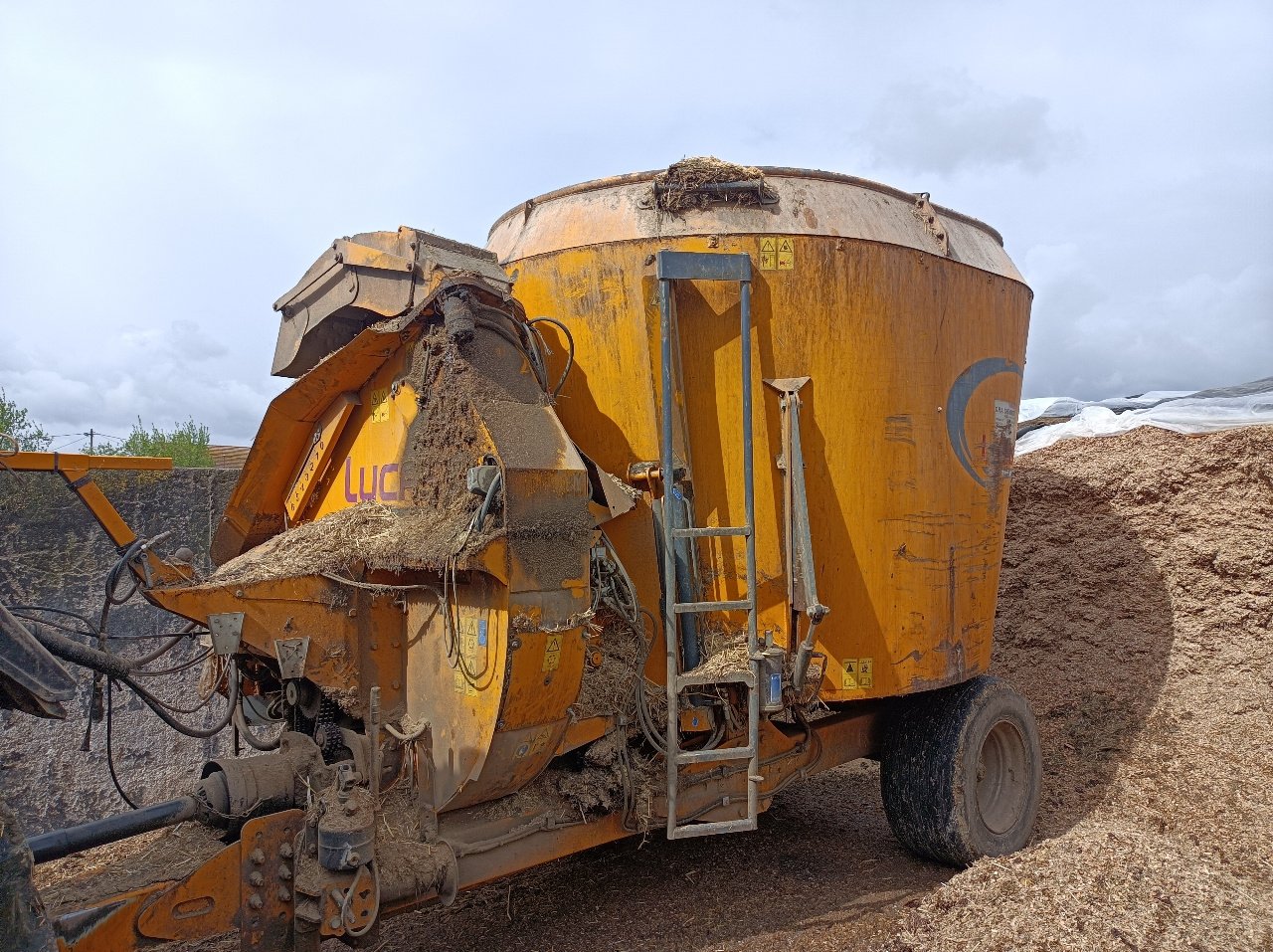 Futtermischwagen typu Lucas Spirmix jet 140, Gebrauchtmaschine v Einvaux (Obrázok 1)