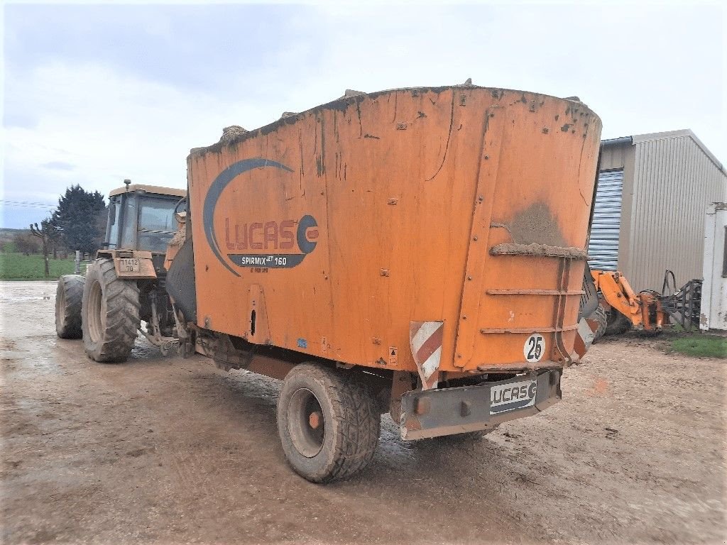 Futtermischwagen van het type Lucas SPIRMIX JET 160, Gebrauchtmaschine in CHEMAUDIN ET VAUX (Foto 3)