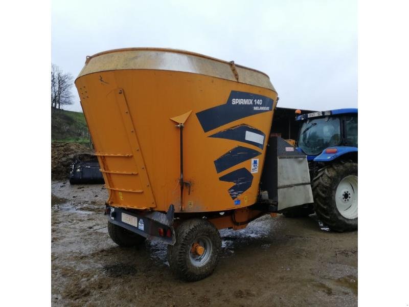 Futtermischwagen typu Lucas SPIRMIX140, Gebrauchtmaschine v CHAUMONT (Obrázek 2)