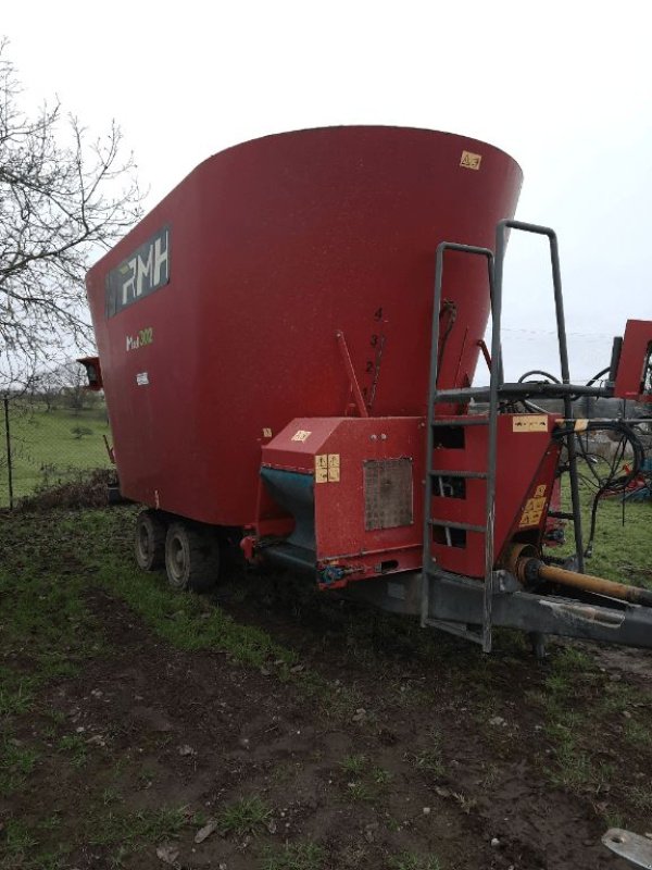 Futtermischwagen des Typs RMH MIXEL 302, Gebrauchtmaschine in azerailles (Bild 1)