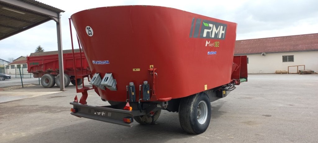 Futtermischwagen del tipo RMH MIXELL 182, Gebrauchtmaschine In VERT TOULON (Immagine 8)