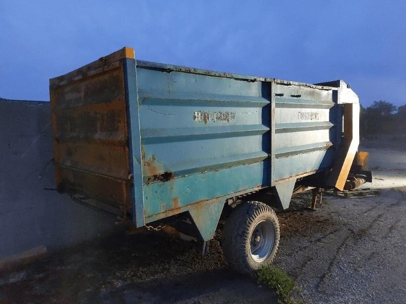 Futtermischwagen tip Rolland DAV10, Gebrauchtmaschine in HERIC (Poză 1)