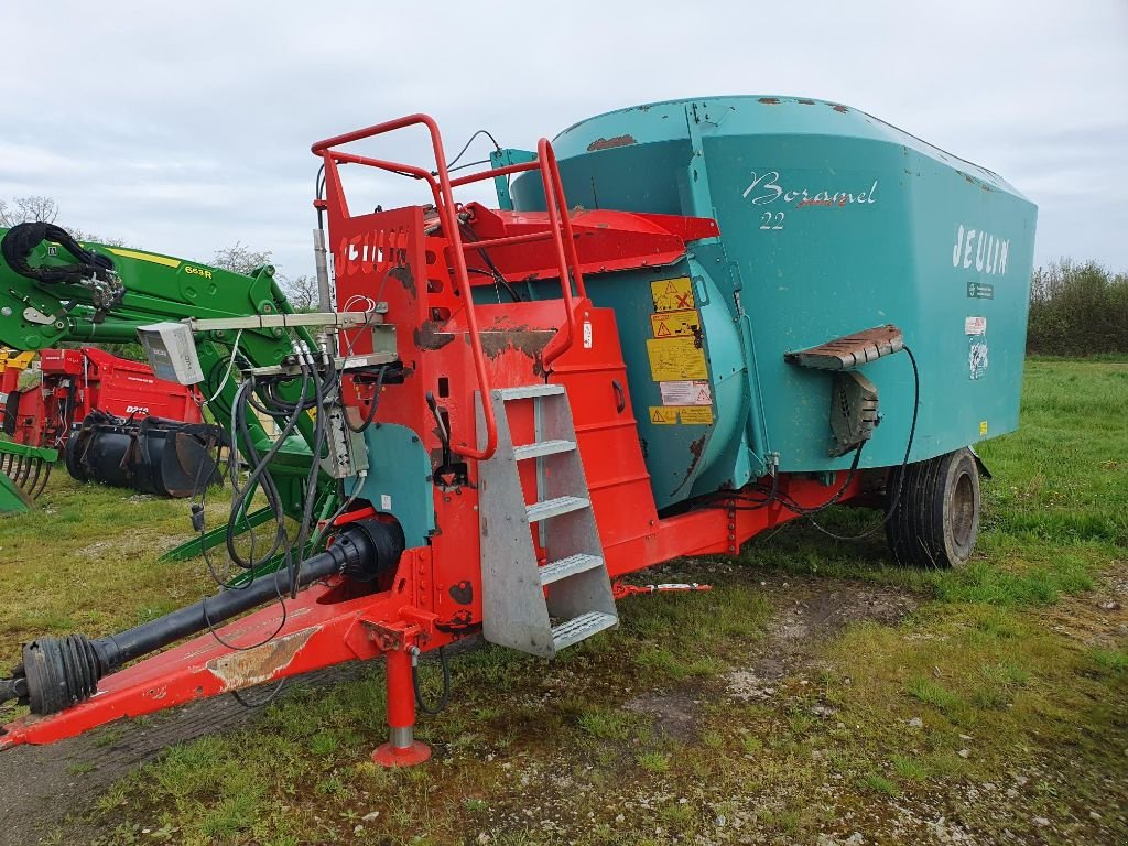 Futtermischwagen typu Sonstige BORANEL FORCE 22, Gebrauchtmaschine v DOMFRONT (Obrázek 1)