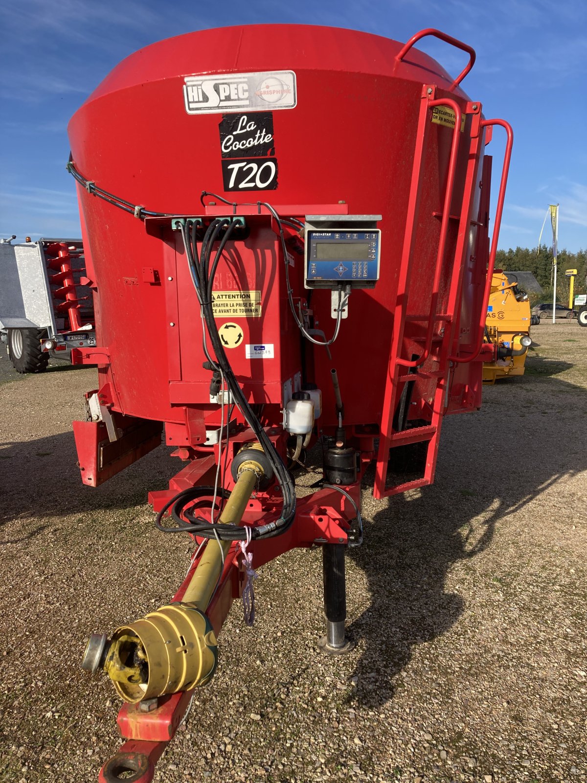 Futtermischwagen van het type Sonstige COCOTTE T20, Gebrauchtmaschine in CINTHEAUX (Foto 2)