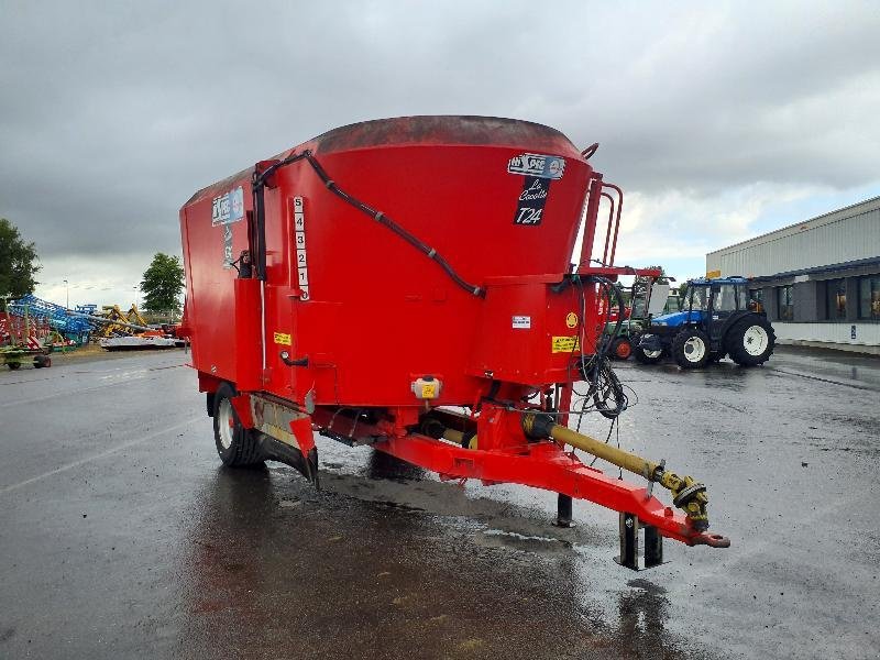 Futtermischwagen typu Sonstige COCOTTE-T24, Gebrauchtmaschine w ANTIGNY (Zdjęcie 2)