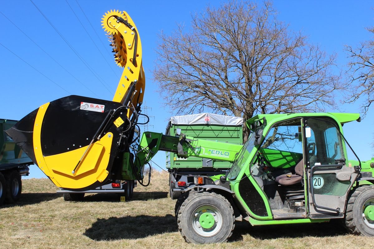 Futtermischwagen a típus Sonstige Futterverteilmischschaufel FMGT -2200, Neumaschine ekkor: Eberschwang (Kép 14)