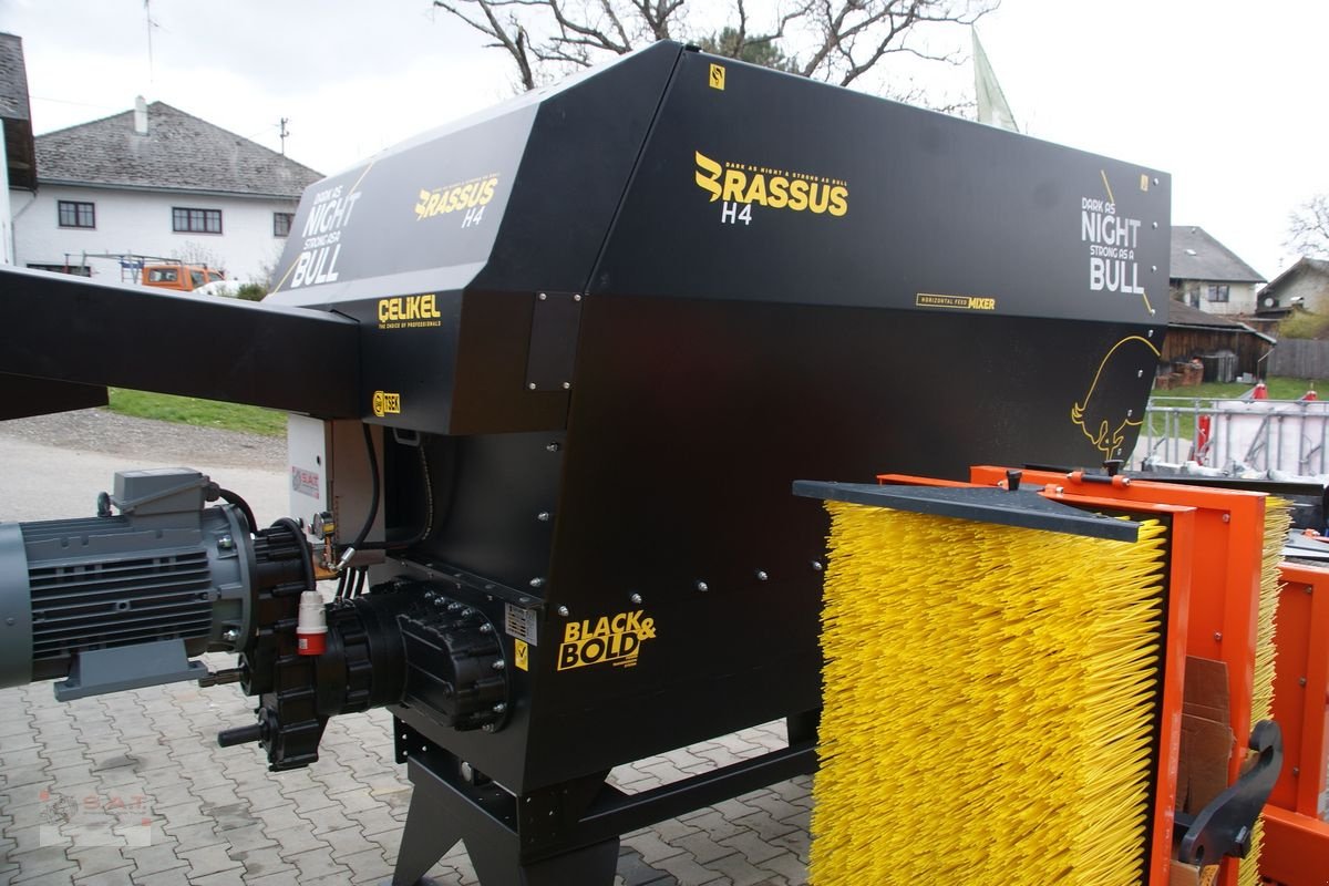 Futtermischwagen van het type Sonstige Landwirt-Auktion-Elektromischer Rassus H4, Neumaschine in Eberschwang (Foto 16)