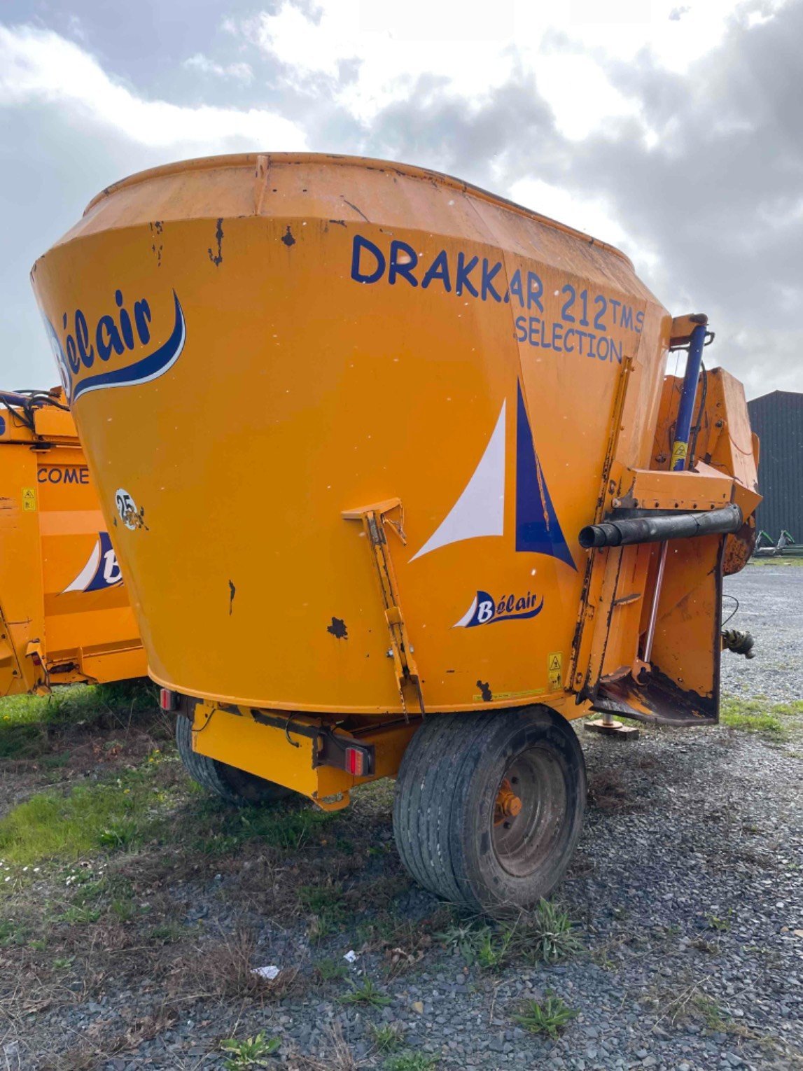 Futtermischwagen del tipo Sonstige Mélangeuse DRAKKAR212 TMS Belair, Gebrauchtmaschine en SAINT CLAIR SUR ELLE (Imagen 5)