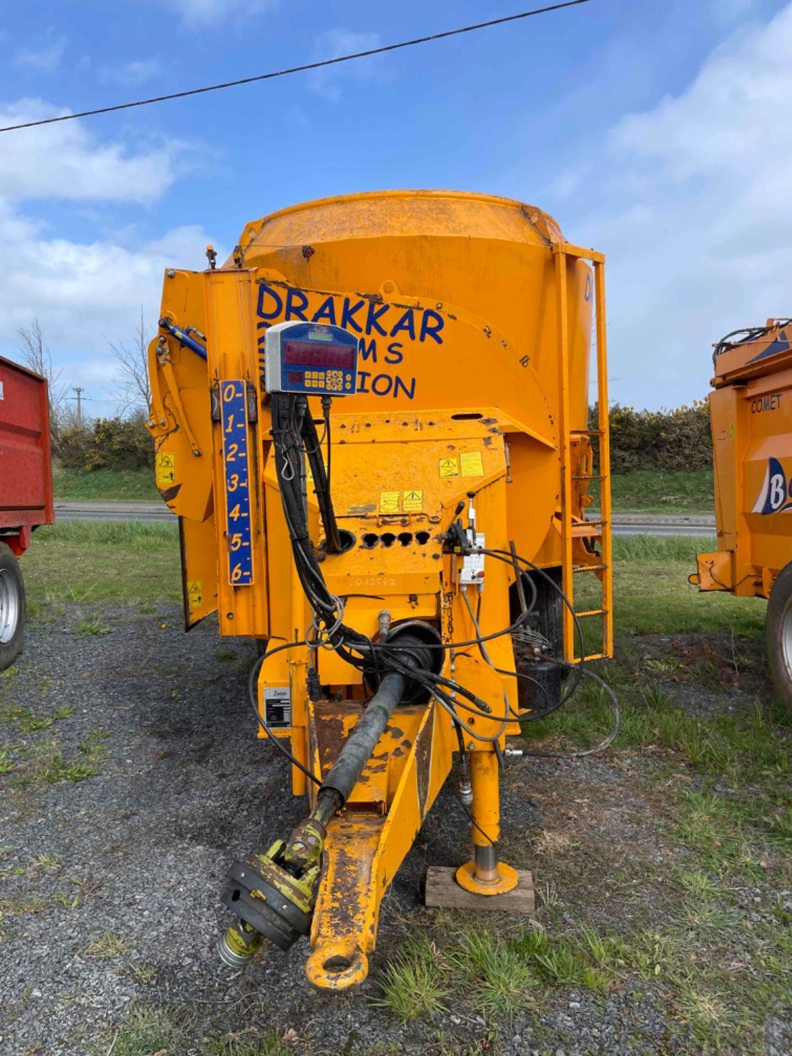 Futtermischwagen Türe ait Sonstige Mélangeuse DRAKKAR212 TMS Belair, Gebrauchtmaschine içinde SAINT CLAIR SUR ELLE (resim 4)