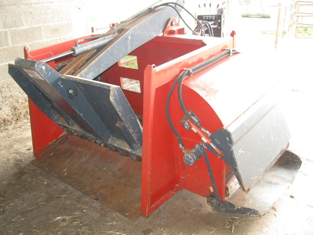 Futtermischwagen del tipo Sonstige TX 200, Gebrauchtmaschine In BRECE (Immagine 2)