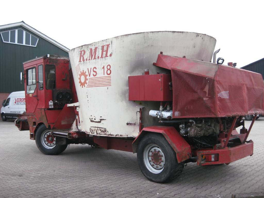 Futtermischwagen del tipo Sonstige Voermengwagen RMH VS 18, Gebrauchtmaschine In Stegeren (Immagine 3)