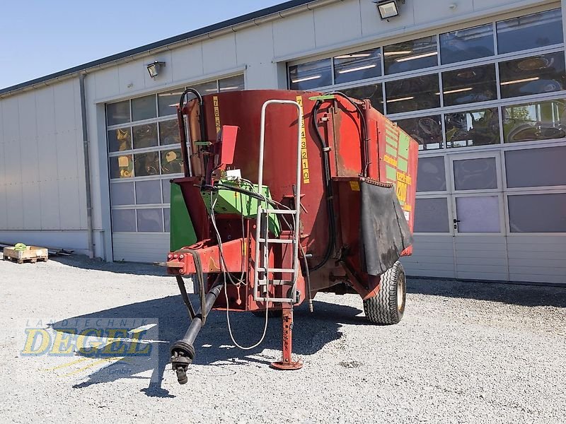 Futtermischwagen del tipo Strautmann Double 1200 VertiMix, Gebrauchtmaschine In Feilitzsch (Immagine 2)