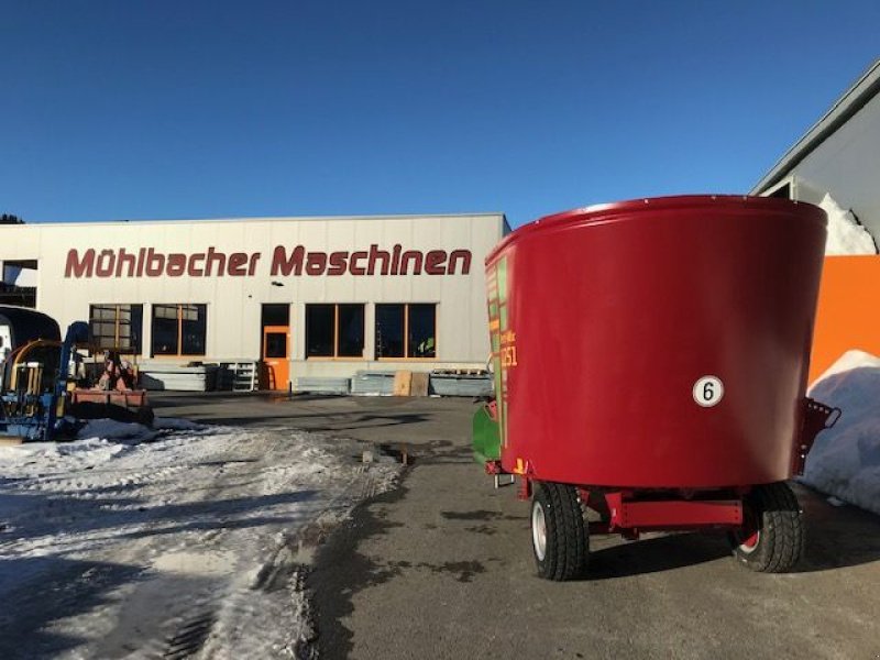 Futtermischwagen of the type Strautmann Futtermischwagen 1251 10m³ Querförderband, Neumaschine in Tamsweg (Picture 10)