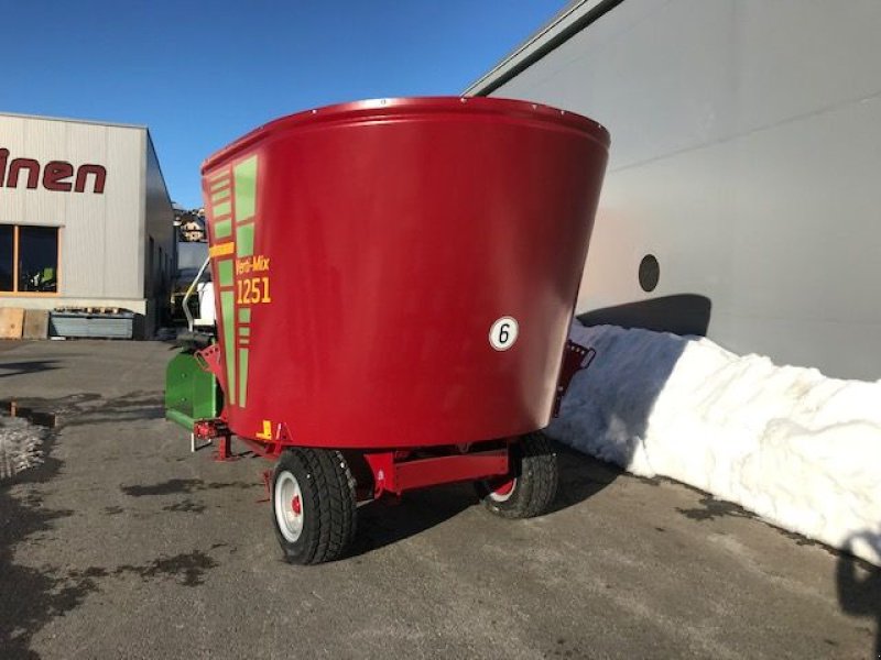 Futtermischwagen tip Strautmann Futtermischwagen Vertimix 1251 Querförderband, Neumaschine in Tamsweg (Poză 9)