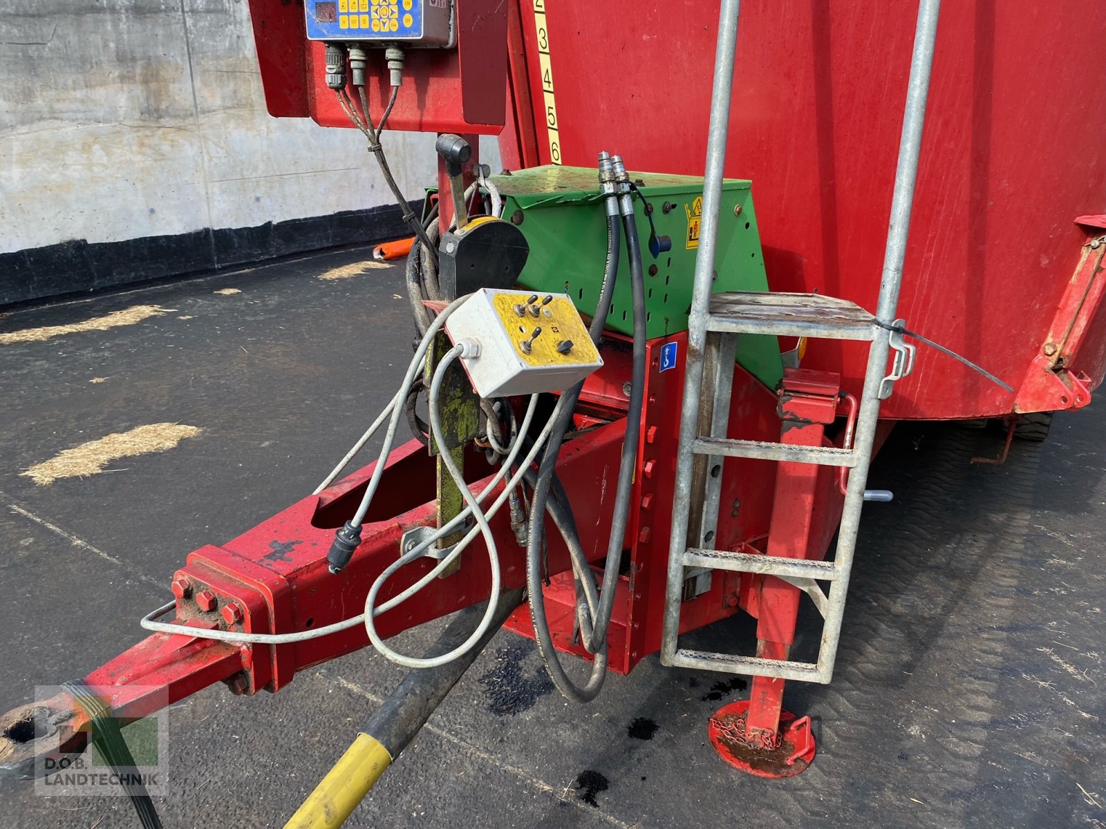 Futtermischwagen van het type Strautmann Verti-Mix 1400 Double, Gebrauchtmaschine in Regensburg (Foto 8)