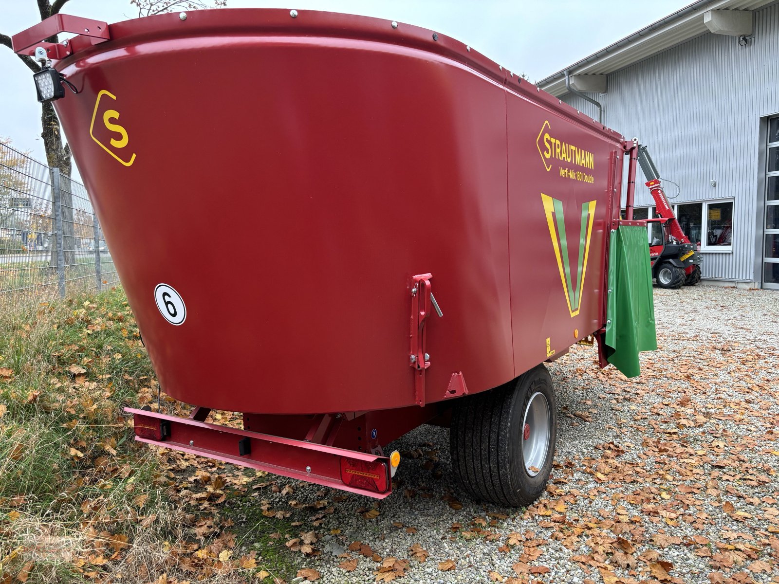 Futtermischwagen van het type Strautmann Verti-Mix 1801, Neumaschine in Mitterscheyern (Foto 2)