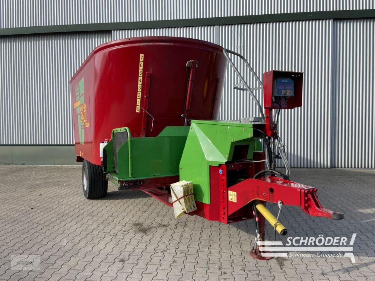 Futtermischwagen za tip Strautmann VERTI MIX 2401 DOUBLE, Gebrauchtmaschine u Wildeshausen (Slika 1)