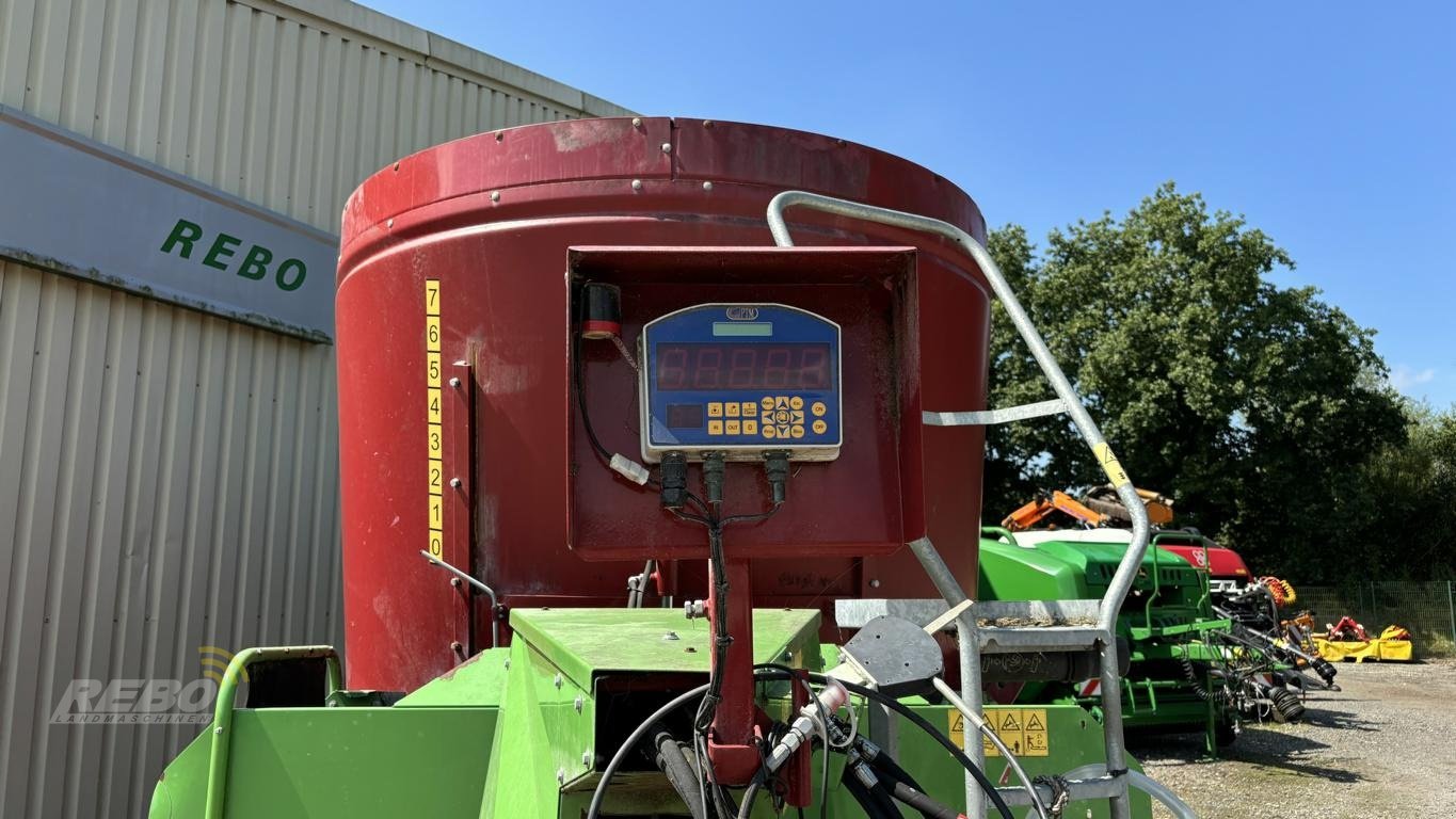 Futtermischwagen des Typs Strautmann Verti-Mix 2401, Gebrauchtmaschine in Aurich (Bild 9)