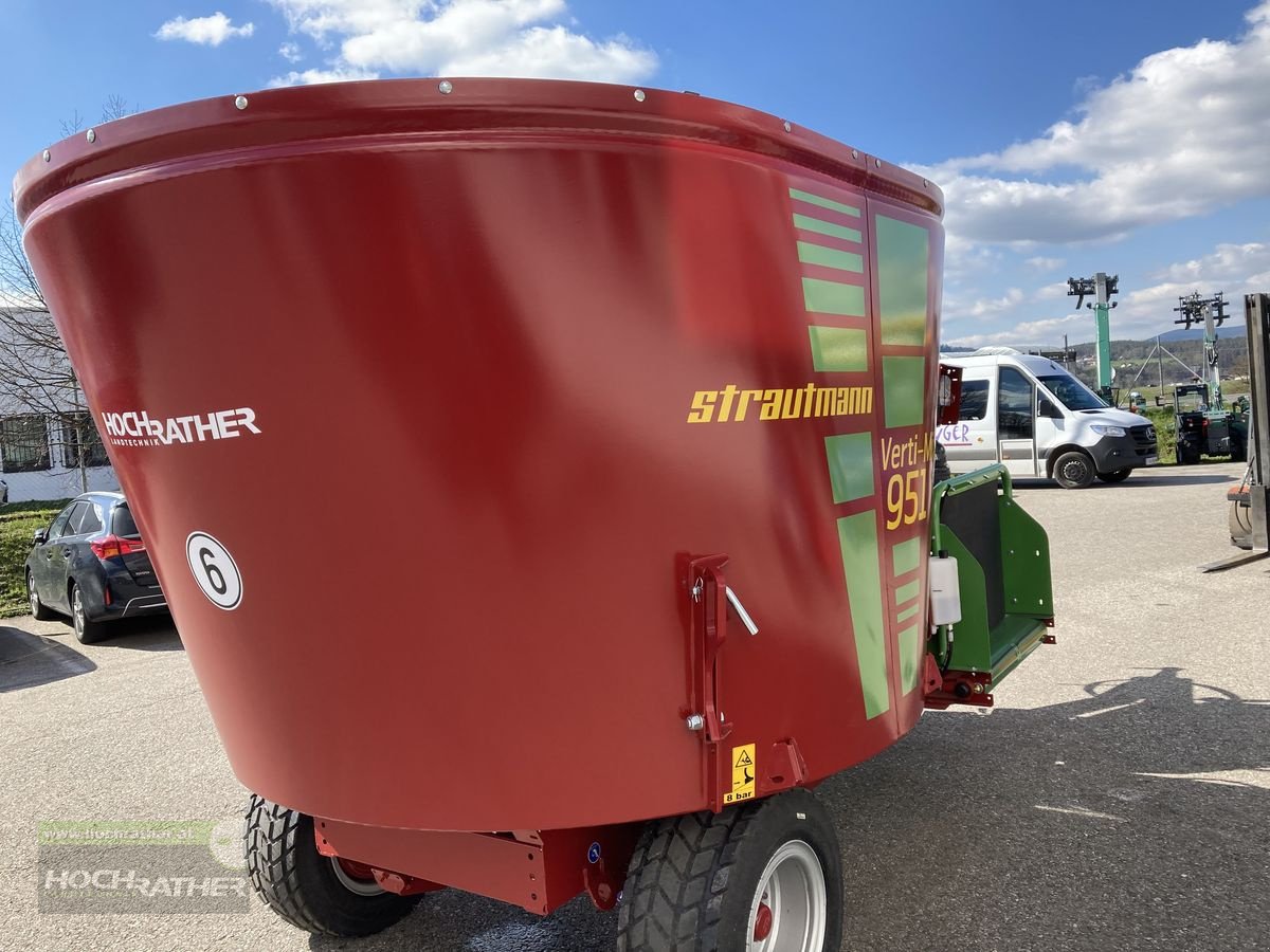 Futtermischwagen of the type Strautmann Verti-Mix 951, Neumaschine in Kronstorf (Picture 7)