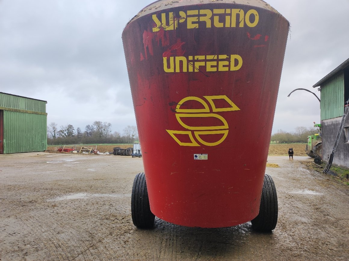 Futtermischwagen del tipo Supertino Starmix VM2 18, Gebrauchtmaschine en Chauvoncourt (Imagen 4)