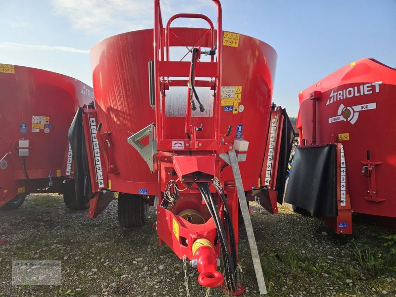 Futtermischwagen Türe ait Trioliet Solomix 1 - 1000 ZK, Neumaschine içinde Erlbach