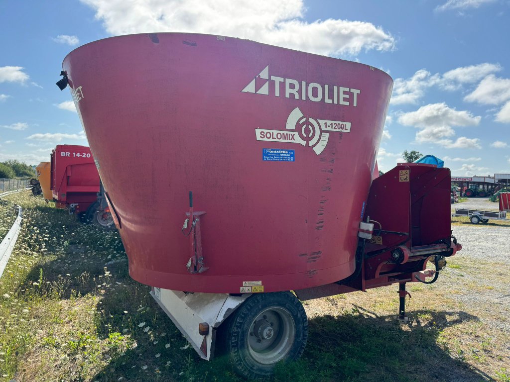 Futtermischwagen van het type Trioliet SOLOMIX 1-1200L, Gebrauchtmaschine in GUERET (Foto 4)