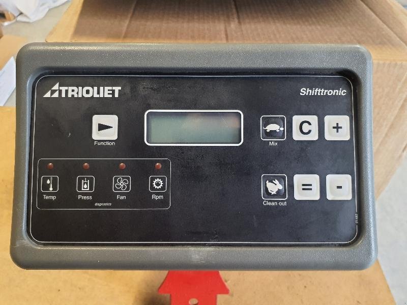 Futtermischwagen Türe ait Trioliet SOLOMIX2, Gebrauchtmaschine içinde ANTIGNY (resim 8)